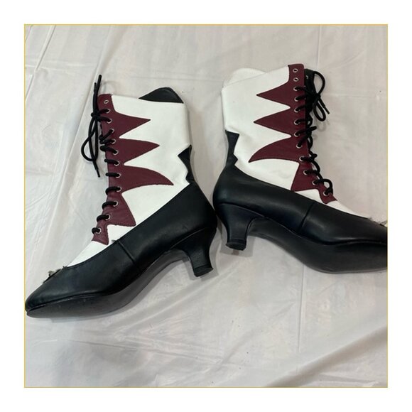 SHIPS FREE Rare Hot Topic Lace Up Funtasma Vintage Boots, Size 6, - Picture 2 of 9